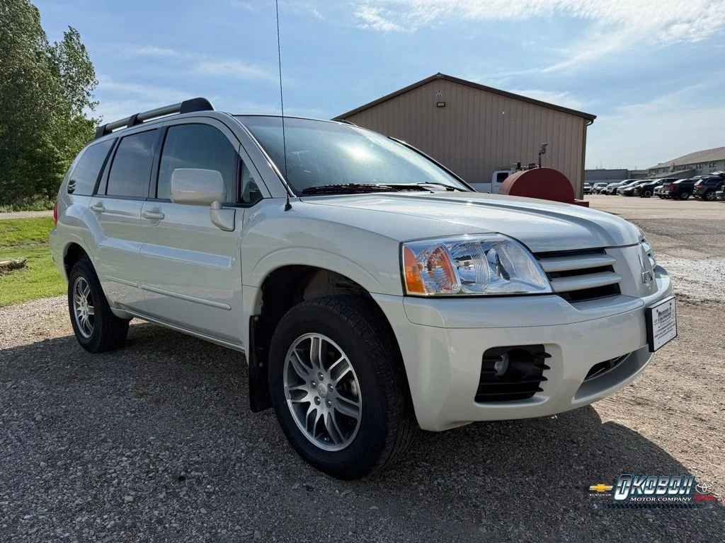 2004 Mitsubishi Endeavor LIMITED 2WD's photo