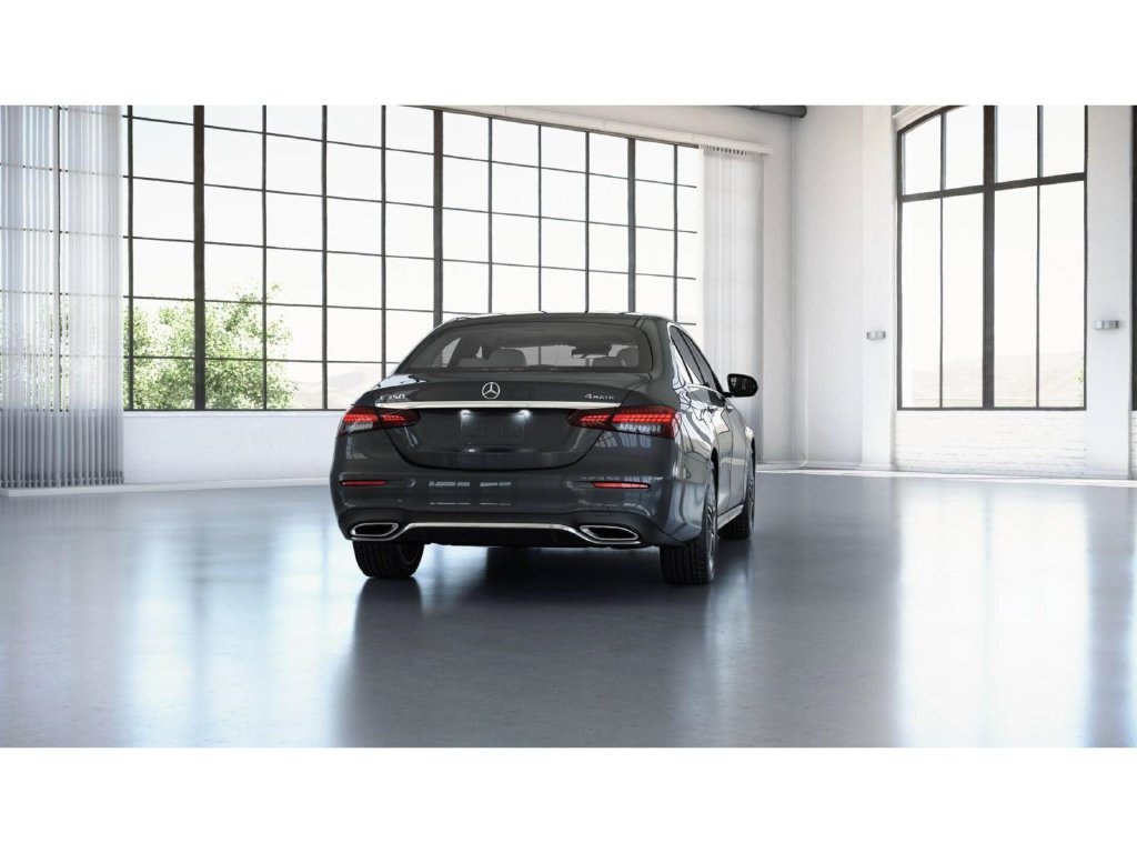 Certified Used 2022 Graphite Gray Metallic Mercedes-Benz  image 25