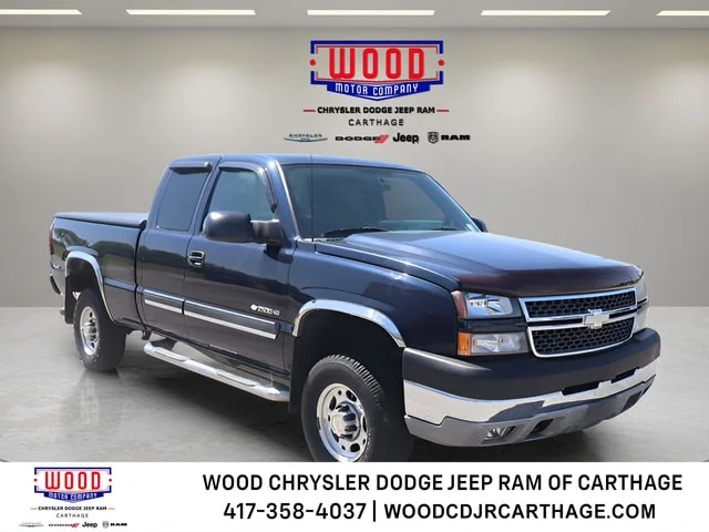 2005 Chevrolet Silverado 2500HD LS