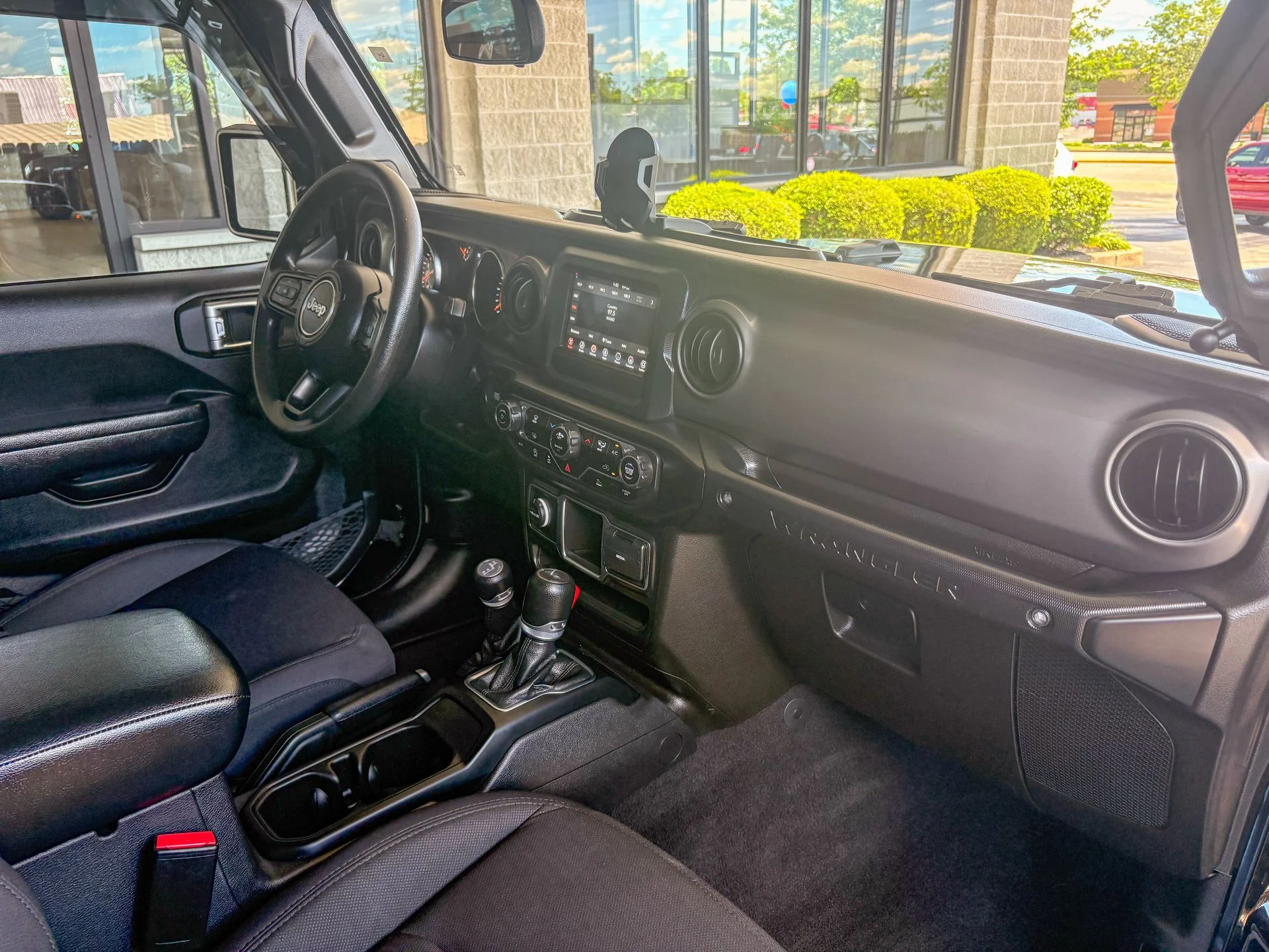 Used 2022 Black Jeep  image 24