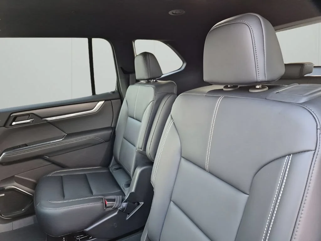 2026 GMC Acadia Elevation - Photo 23