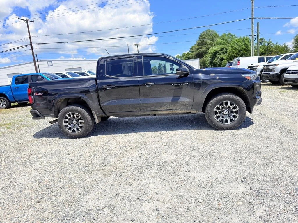 Used 2023 Black Chevrolet Z71 image 2
