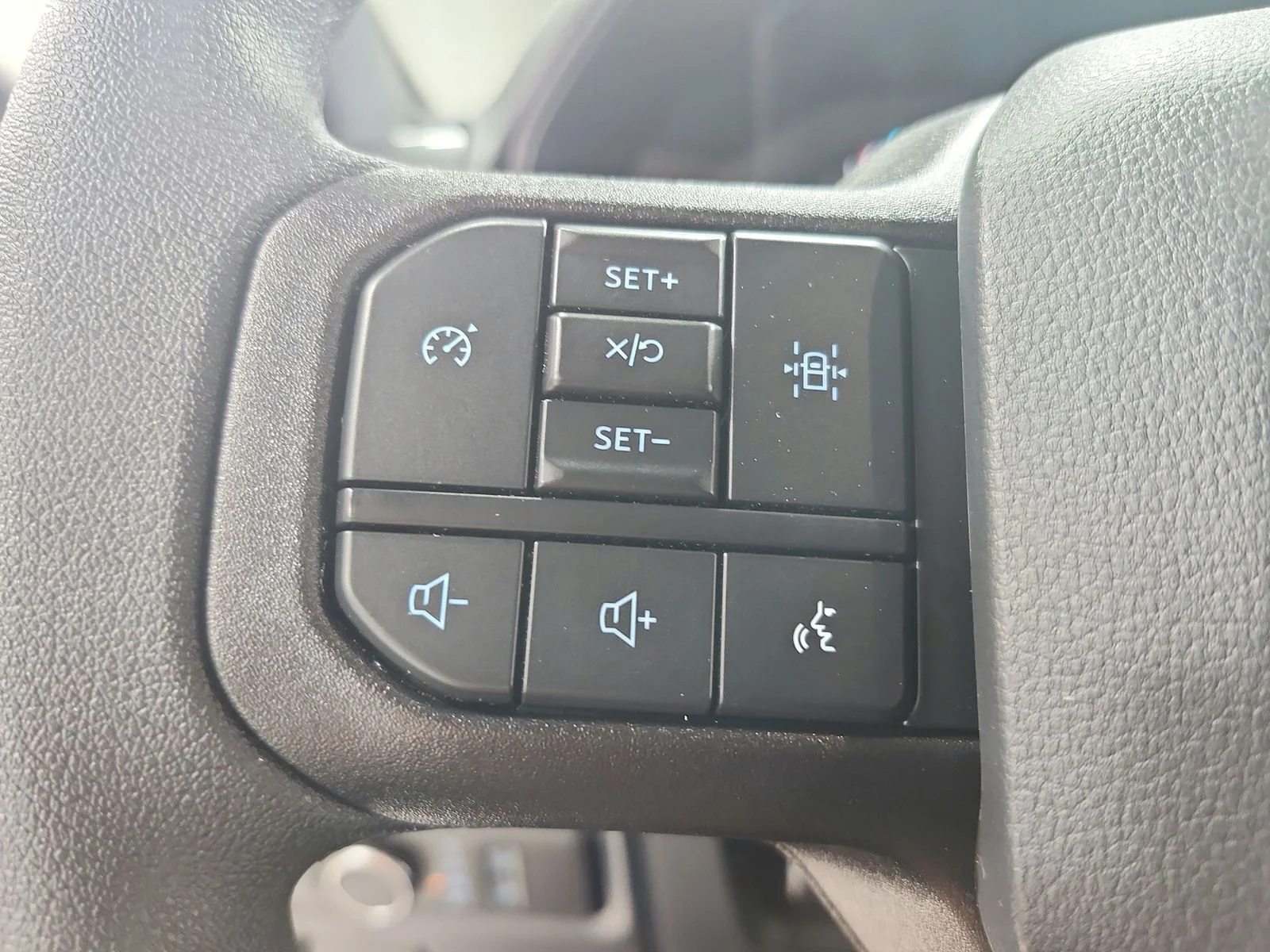 New 2026 Oxford White Ford STX® image 23