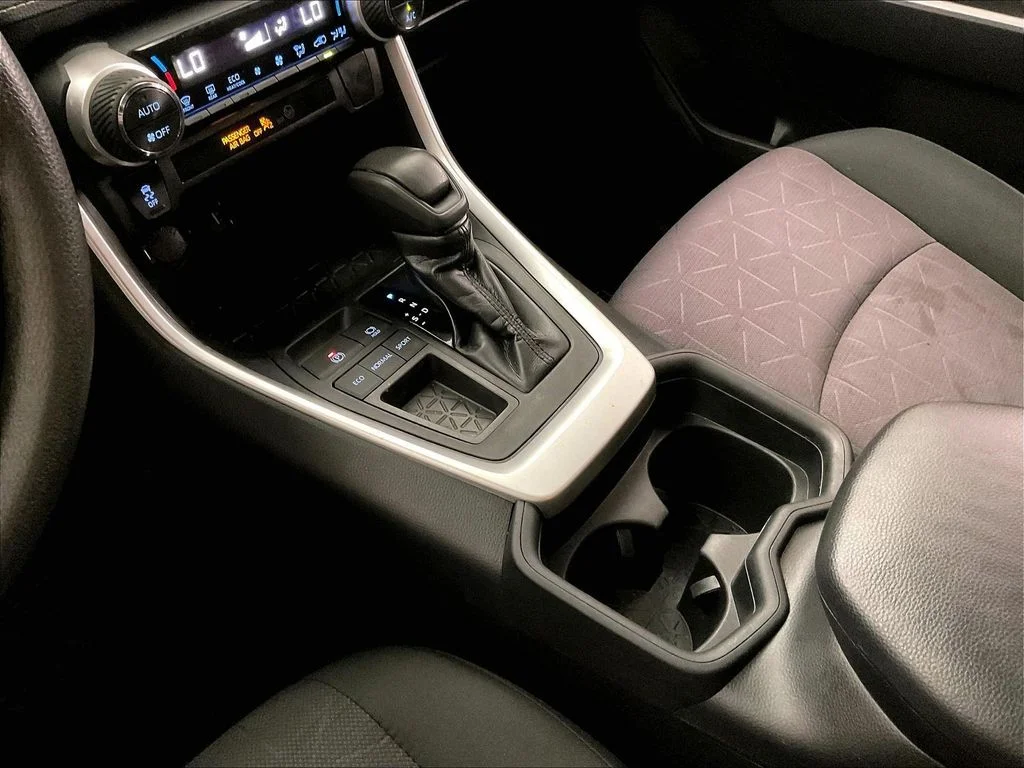 Used 2019 Black Toyota XLE image 19