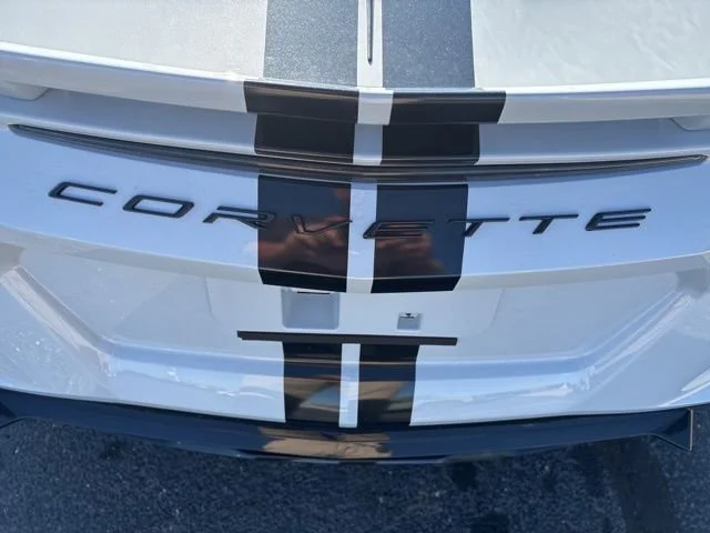 2021 Chevrolet Corvette 2LT - Photo 18