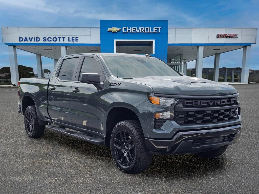 Used 2025 Cypress Gray Chevrolet Custom Trail Boss image 5