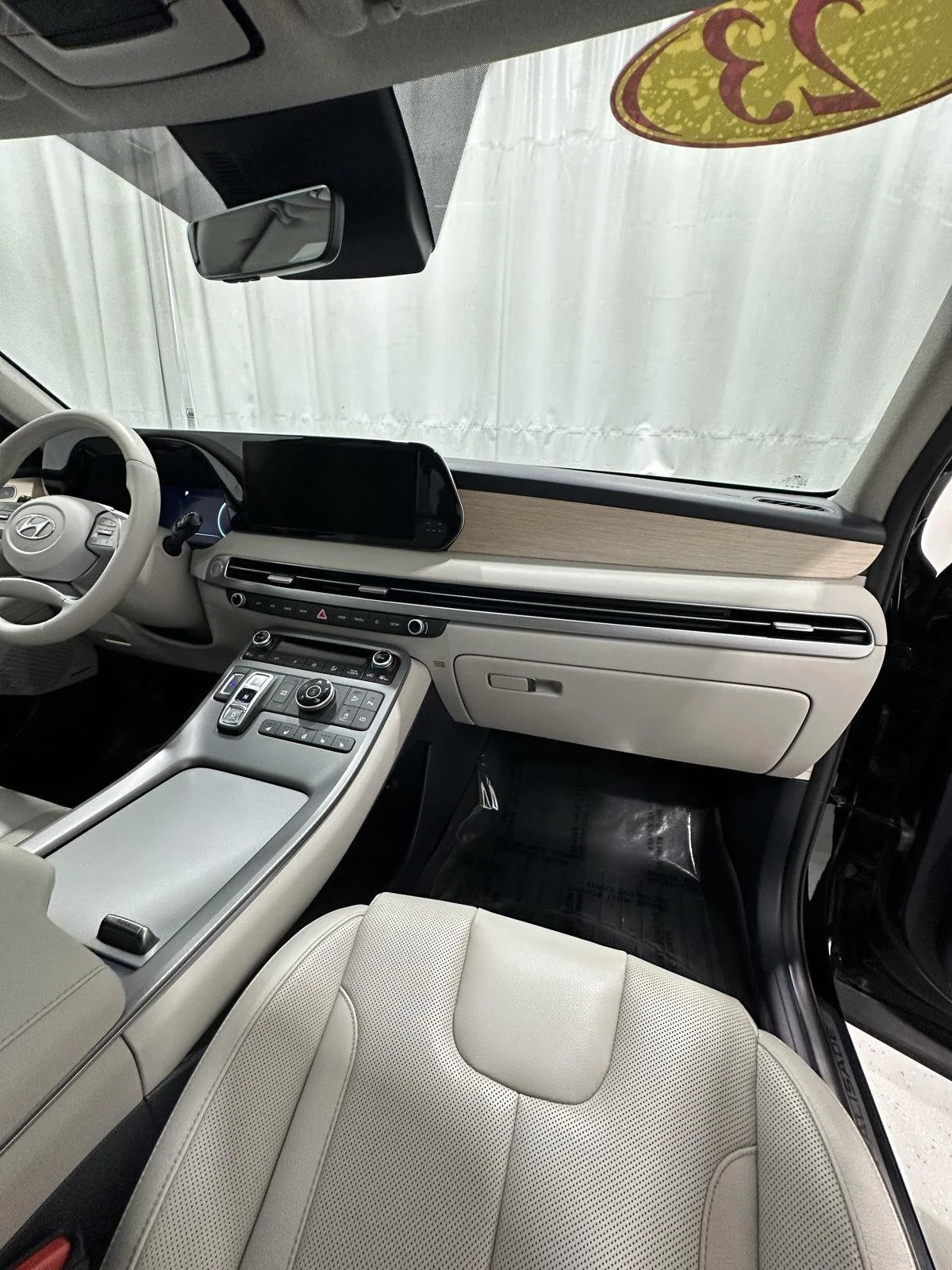 Used 2023  Hyundai Limited image 27