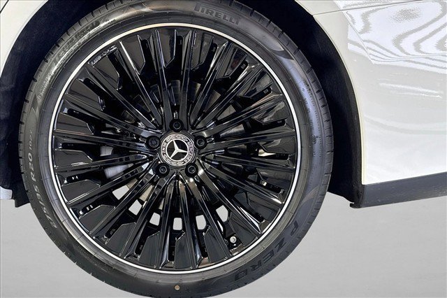 New 2027 Polar White Mercedes-Benz E 350 image 59