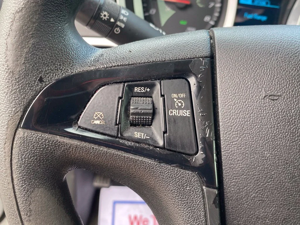 Used 2013 Silver Chevrolet LS image 22