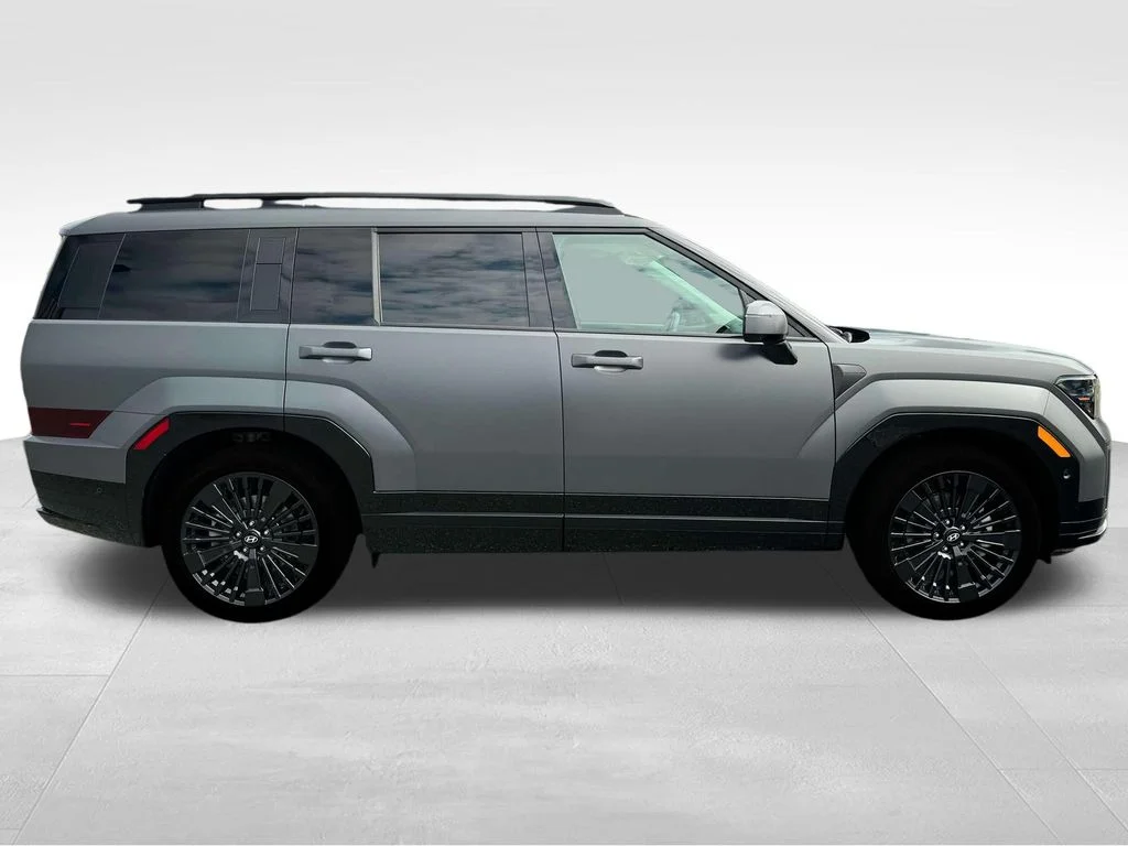 Used 2025 Gray Hyundai Calligraphy image 10
