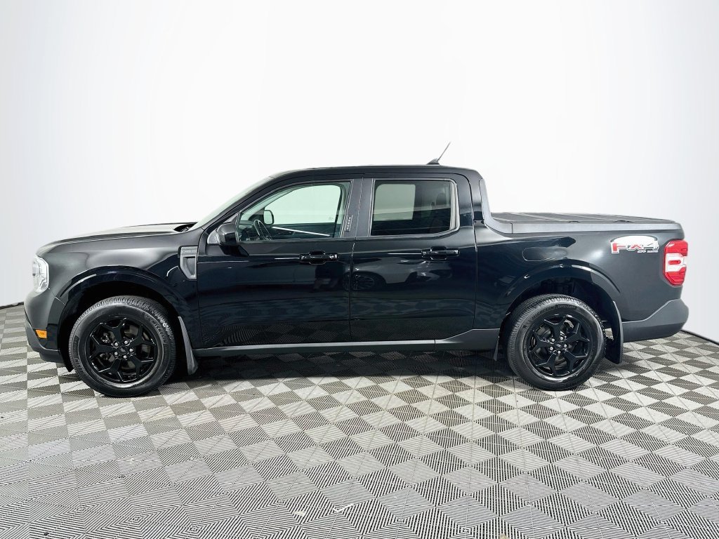 Used 2022 Shadow Black Ford Lariat image 8