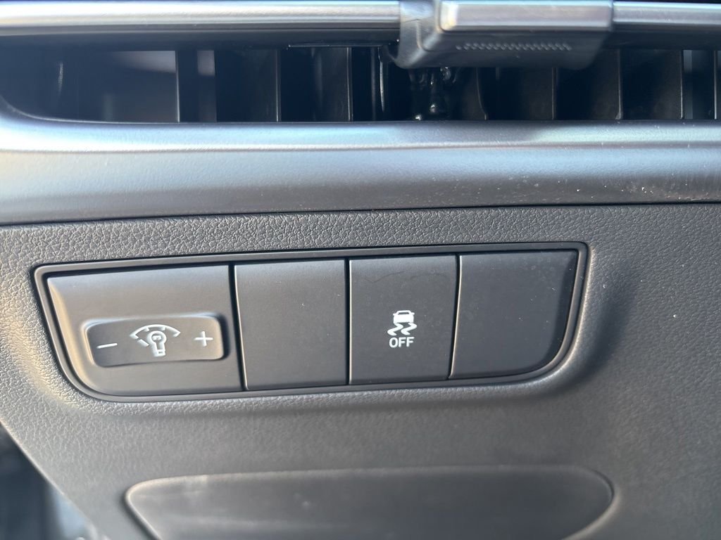 Used 2026 Gray Hyundai SE image 18