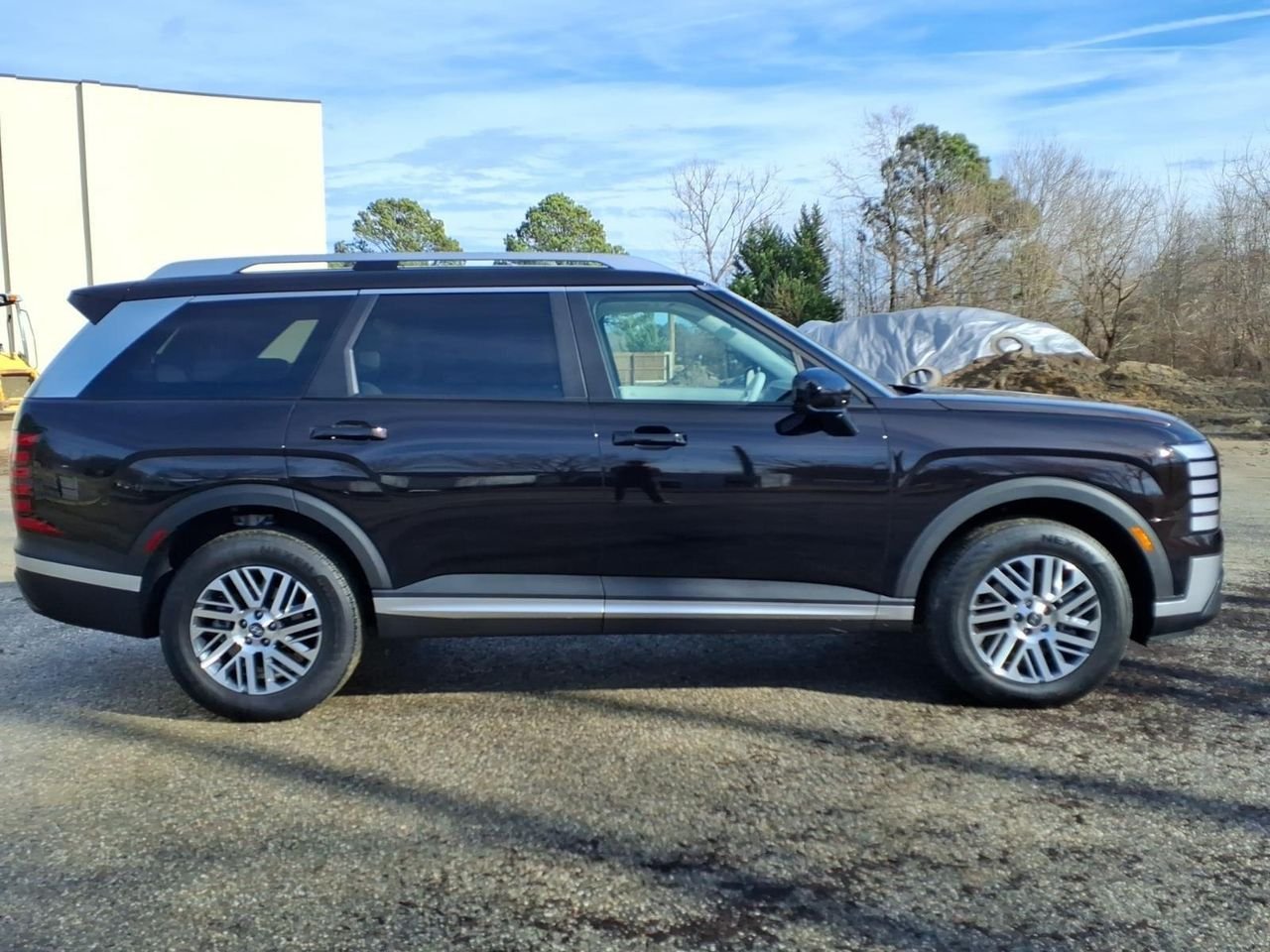 New 2026 Galaxy Maroon Pearl Hyundai SEL AWD image 6