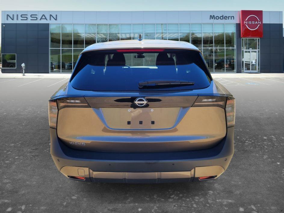 Used 2025 Canyon Bronze Metallic Nissan SV image 6