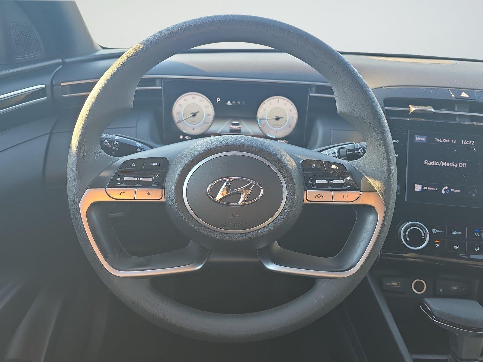 Used 2022 Sage Gray Hyundai SEL image 10