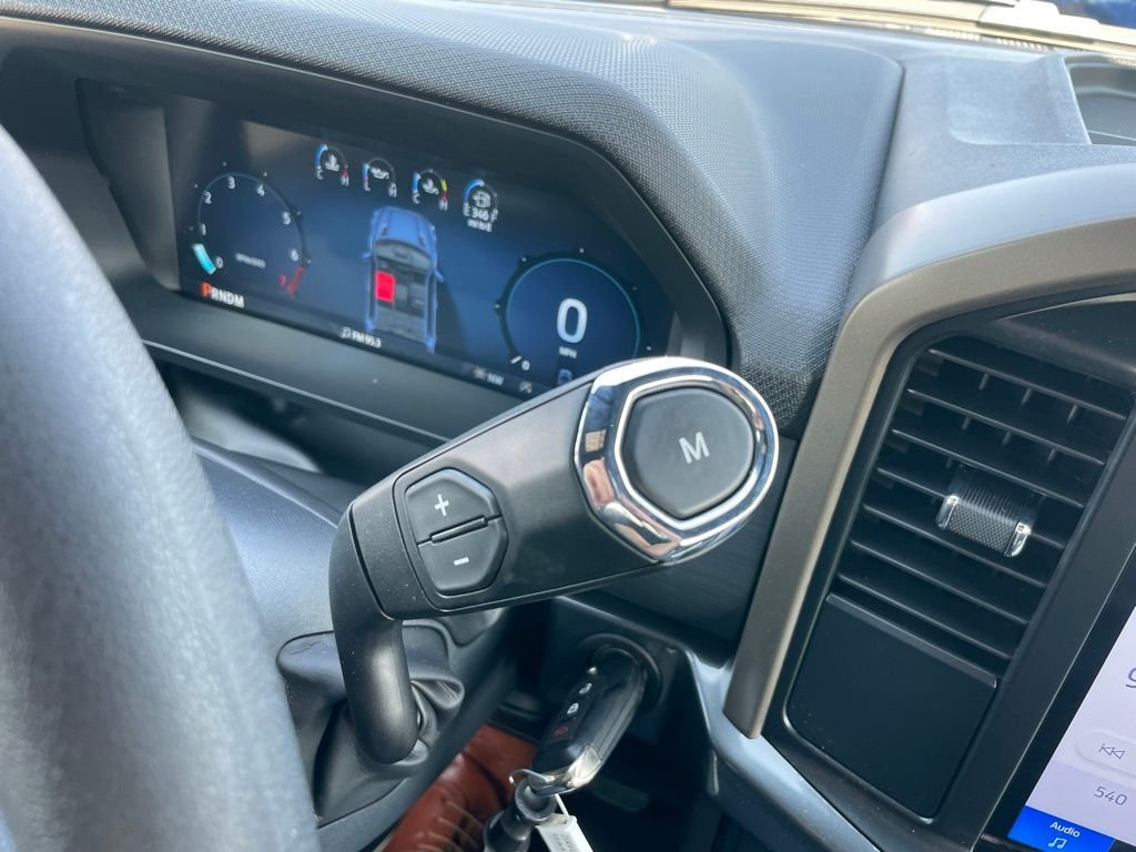 2025 Ford F-150 STX - Photo 14