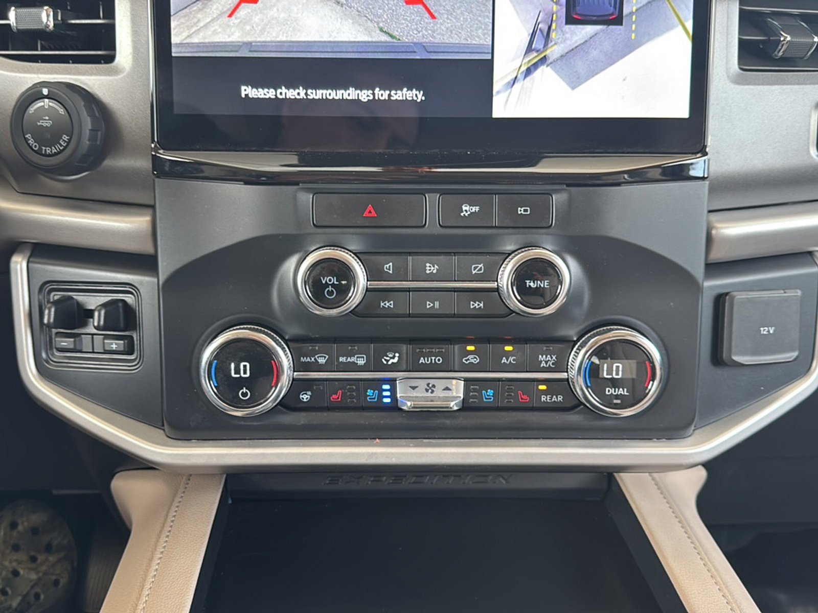 Used 2022 Star White Metallic Tri Coat Ford XLT image 40