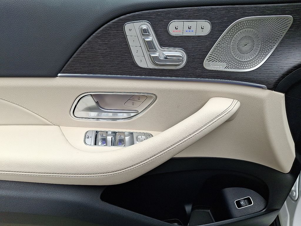 2025 Mercedes-Benz GLE GLE450 - Photo 12
