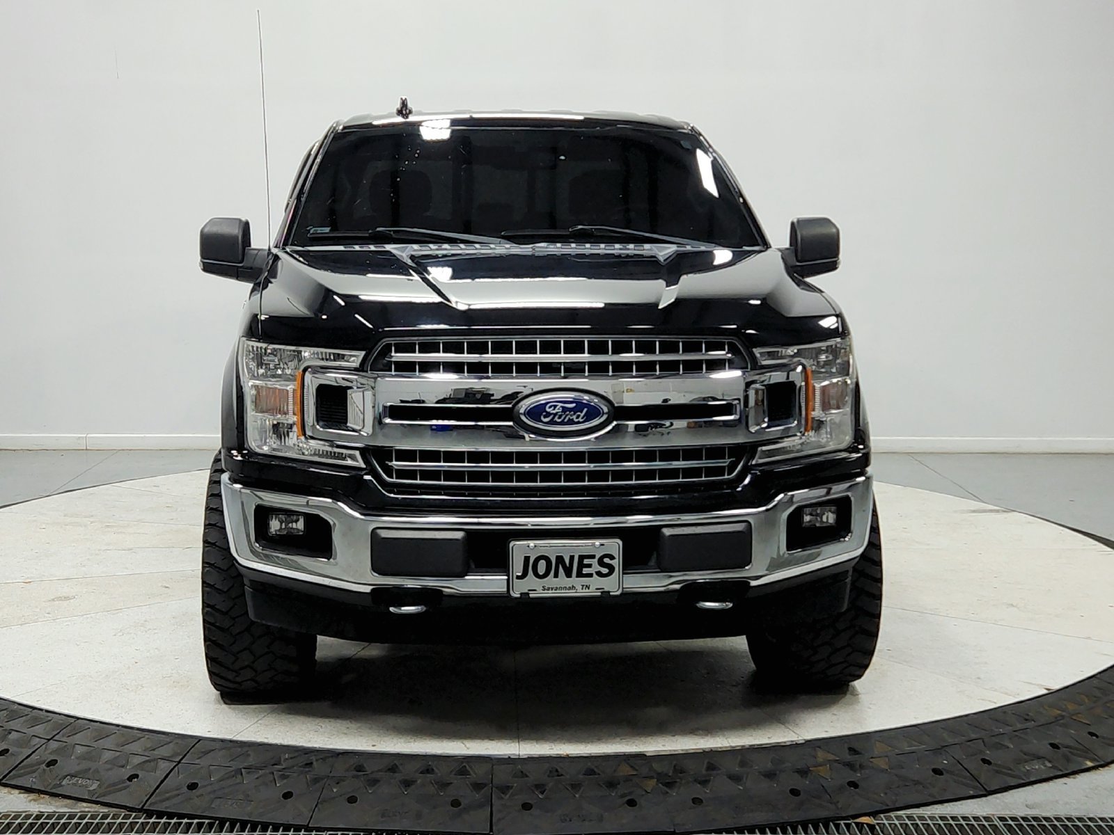 Used 2018 Black Ford XLT image 3
