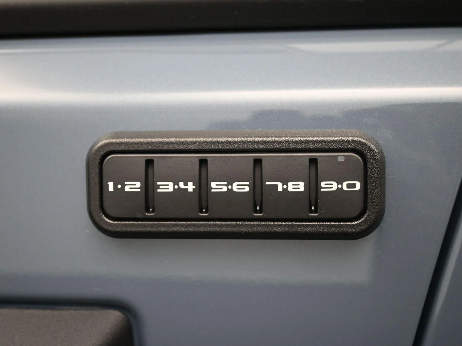 New 2026 Azure Gray Metallic Tri-Coat Ford XLT image 16