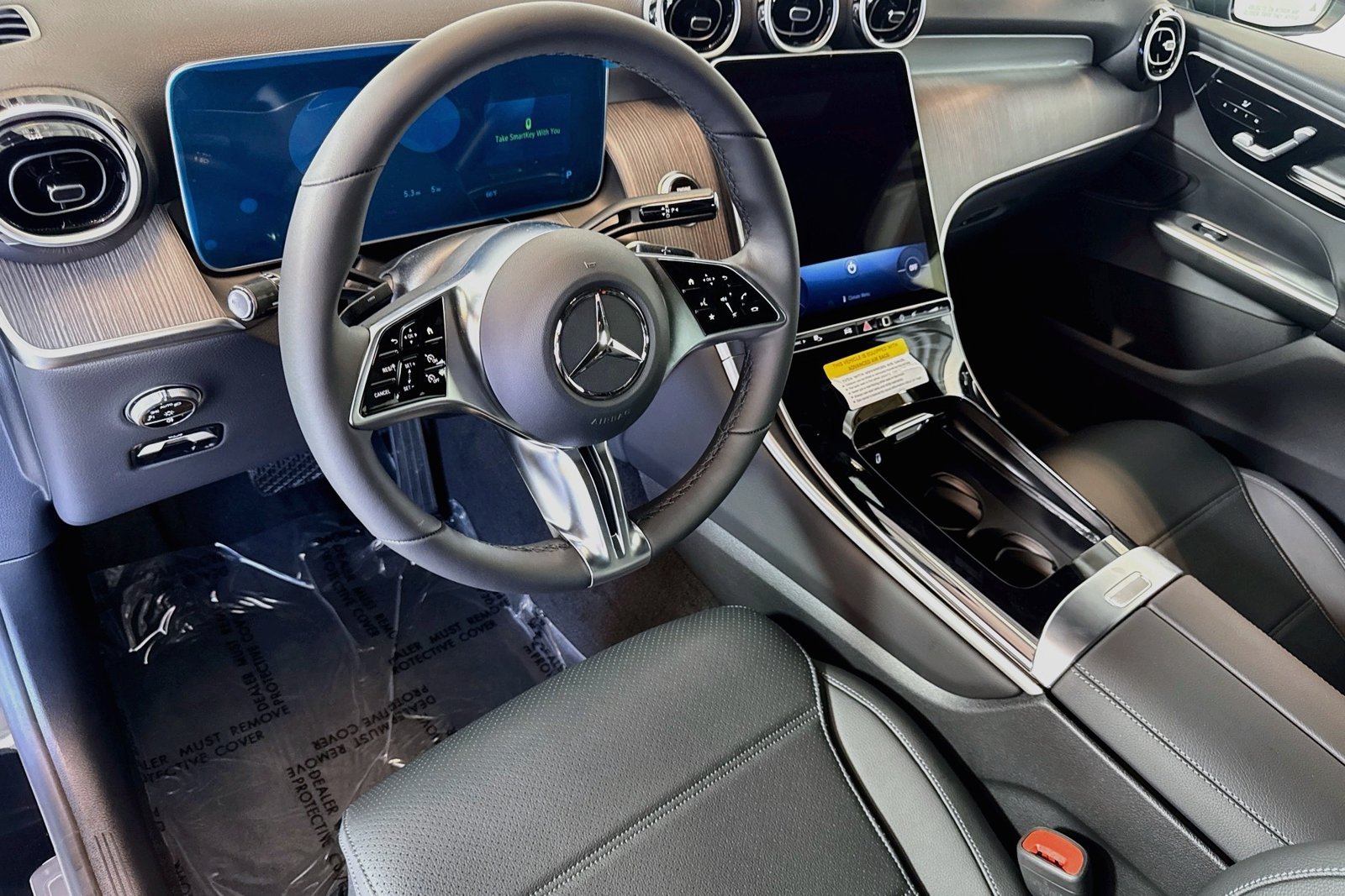 New 2026 Black Mercedes-Benz GLC 300 image 9