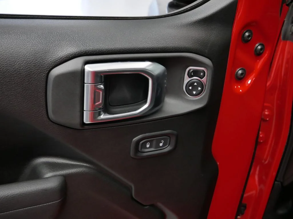 2026 Jeep Wrangler 4-Door Willys - Photo 6