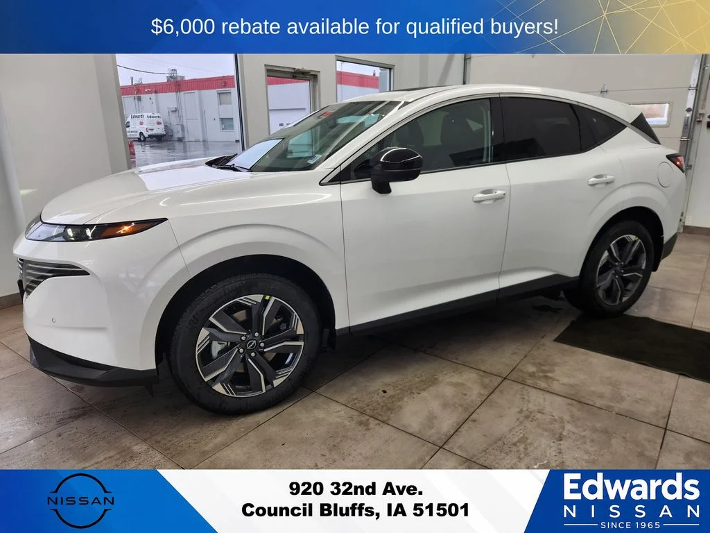 New 2026 Everest White Pearl TriCoat Nissan SL image 3
