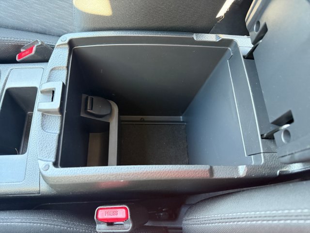 Used 2017 Silver Nissan S image 18