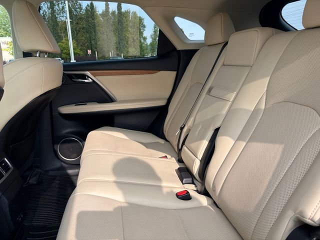 Used 2022 White Lexus 450h image 22
