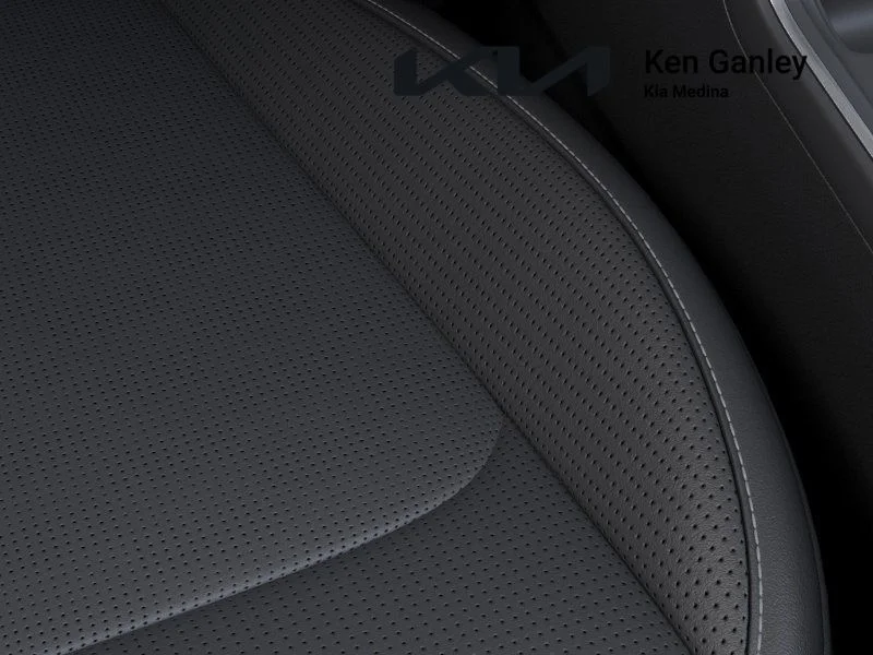 New 2026 Glacial White Pearl Kia S image 24