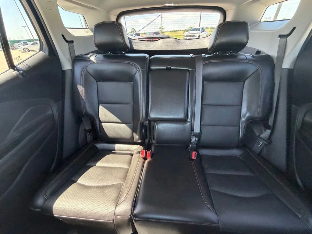 Used 2021 Gray GMC SLT image 24