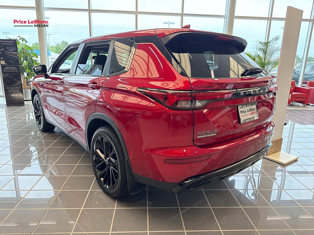 New 2026 Royal Red Nissan SL image 5