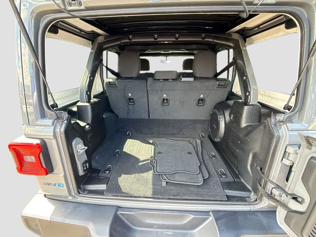Used 2022 Gray Jeep Unlimited Rubicon 4xe image 30