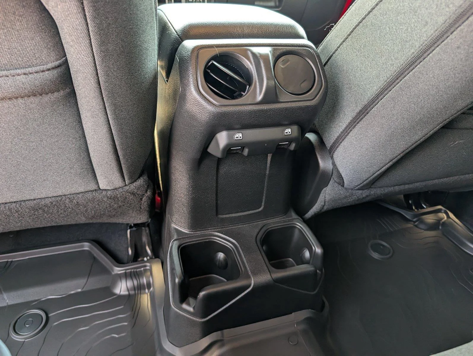 Used 2026 Firecracker Red Clearcoat Jeep Sport image 28
