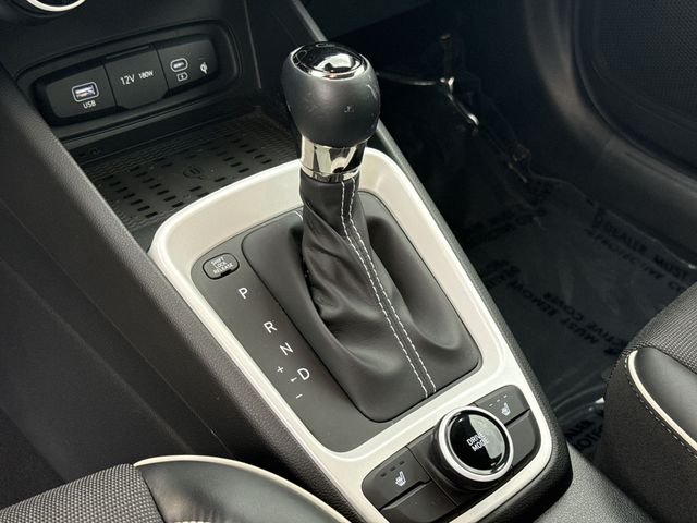 Used 2023 White Hyundai Limited image 19