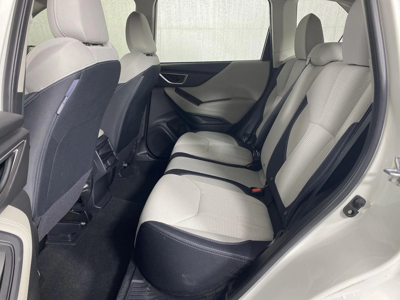 Used 2023 Crystal White Pearl Subaru Base image 21