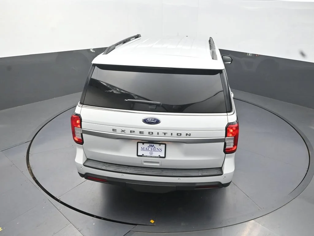 Used 2022 White Ford XL image 20