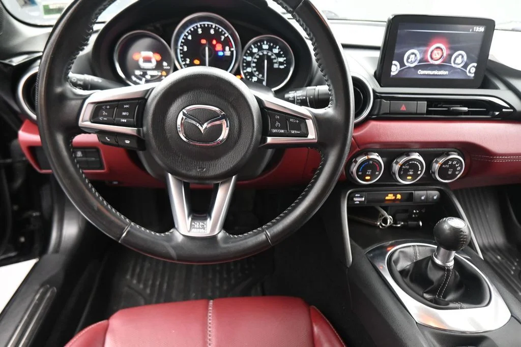 Used 2020 Black Mazda Grand Touring image 39