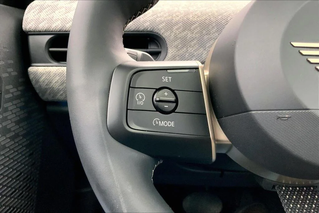 2025 MINI Hardtop 2 Door S - Photo 7