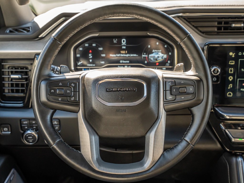 Used 2024 Onyx Black GMC Denali image 41