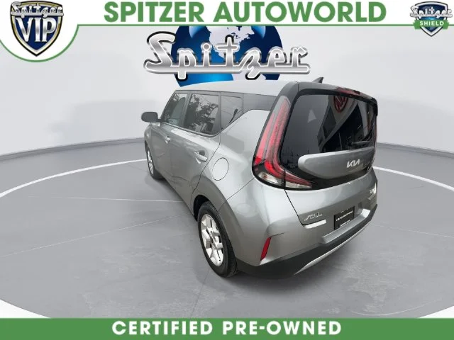Certified Used 2024 Gray Kia LX image 12