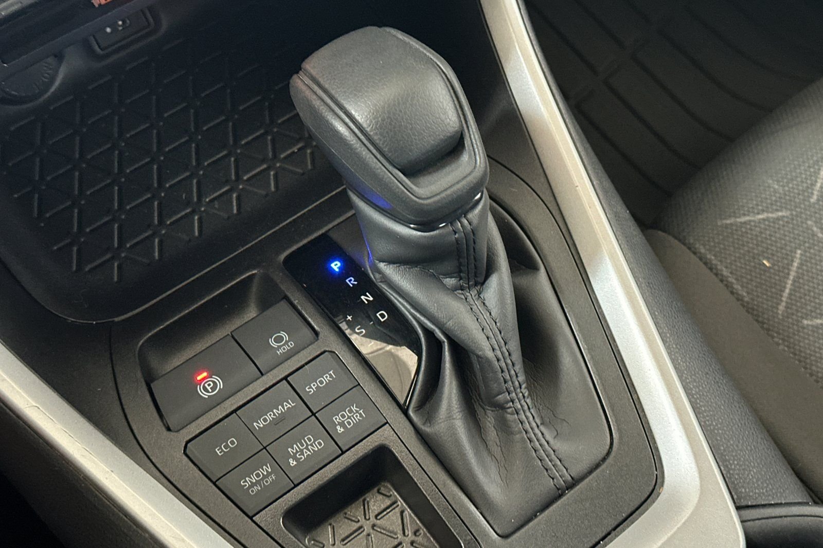 Used 2025 Gray Toyota XLE image 22