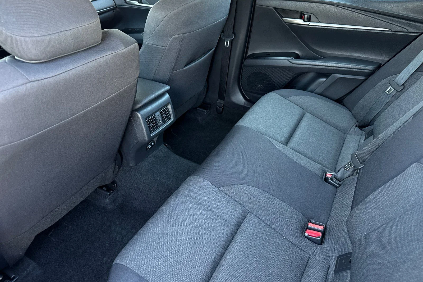 Used 2025 Silver Toyota LE image 14