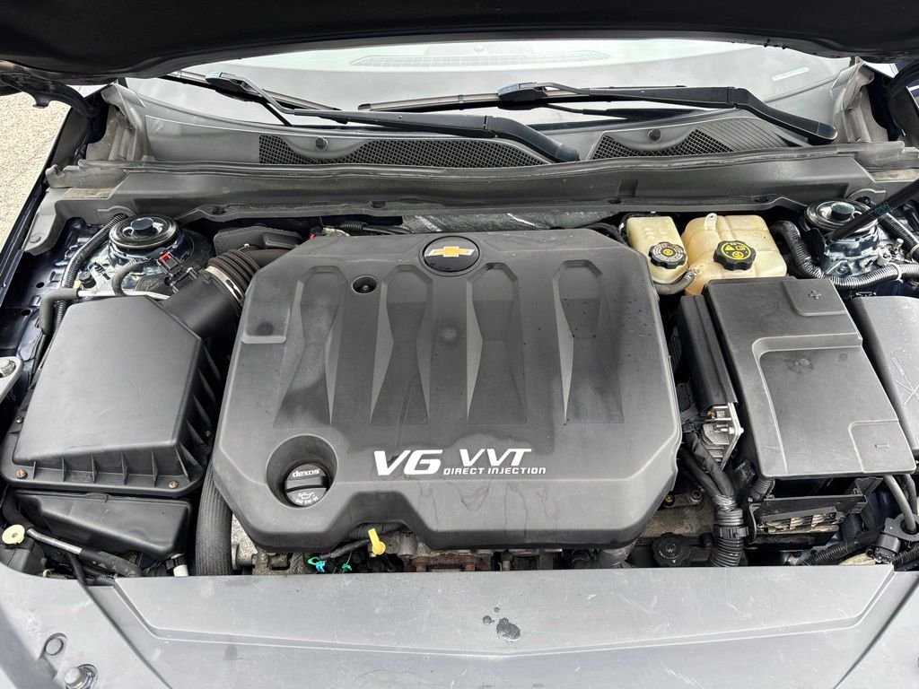 Used 2015 Blue Chevrolet LTZ image 11