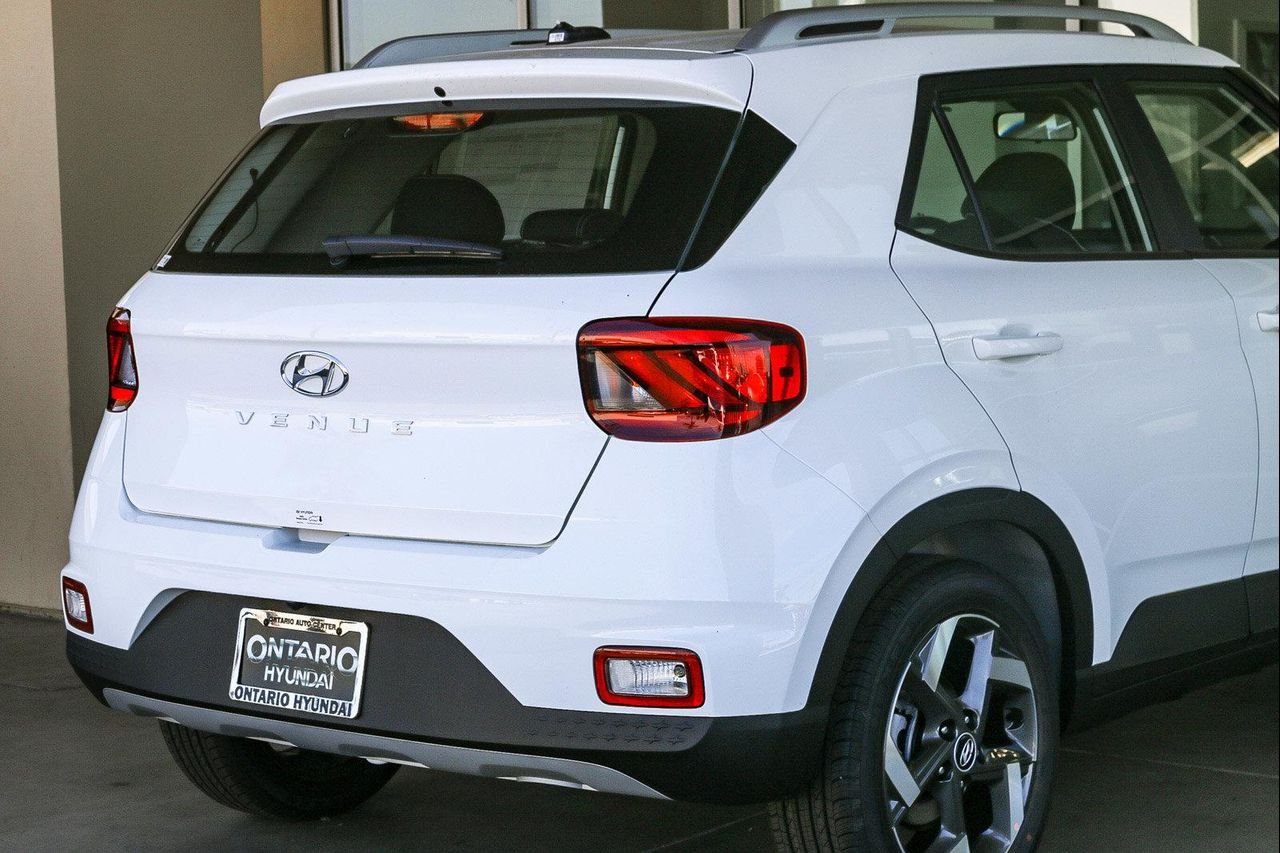 New 2026 White Hyundai SEL image 38