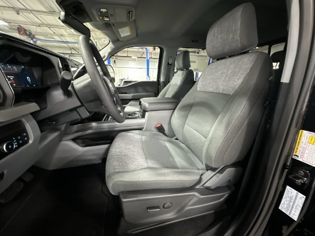 New 2027 Black Ford XLT image 17