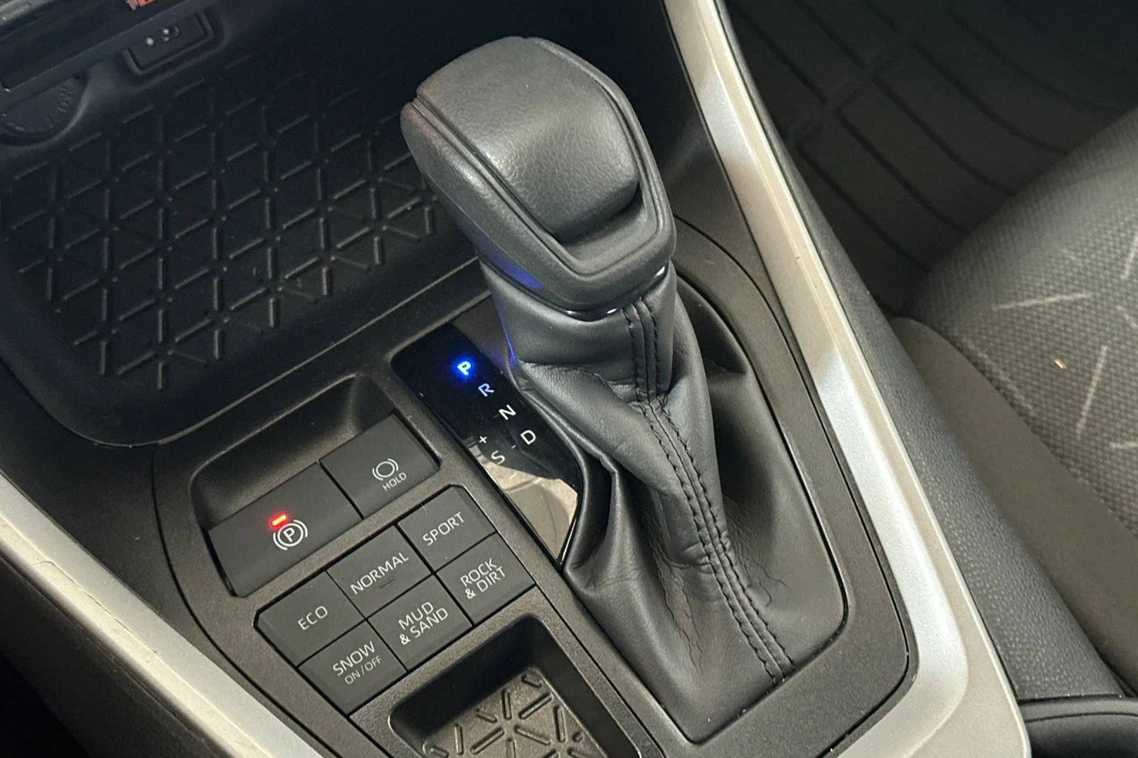 Used 2025 Gray Toyota XLE image 22