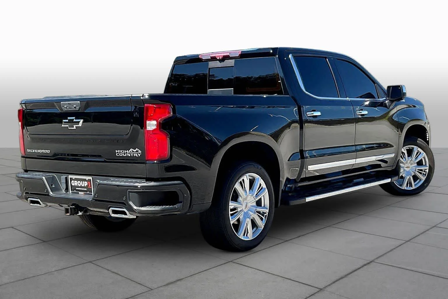 Used 2023 Black Chevrolet High Country image 25