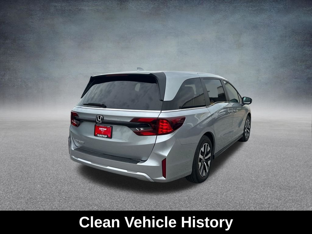 Used 2025 Solar Silver Metallic Honda EX-L image 5