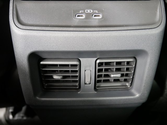 New 2026 Wind Chill Pearl Toyota SE image 24